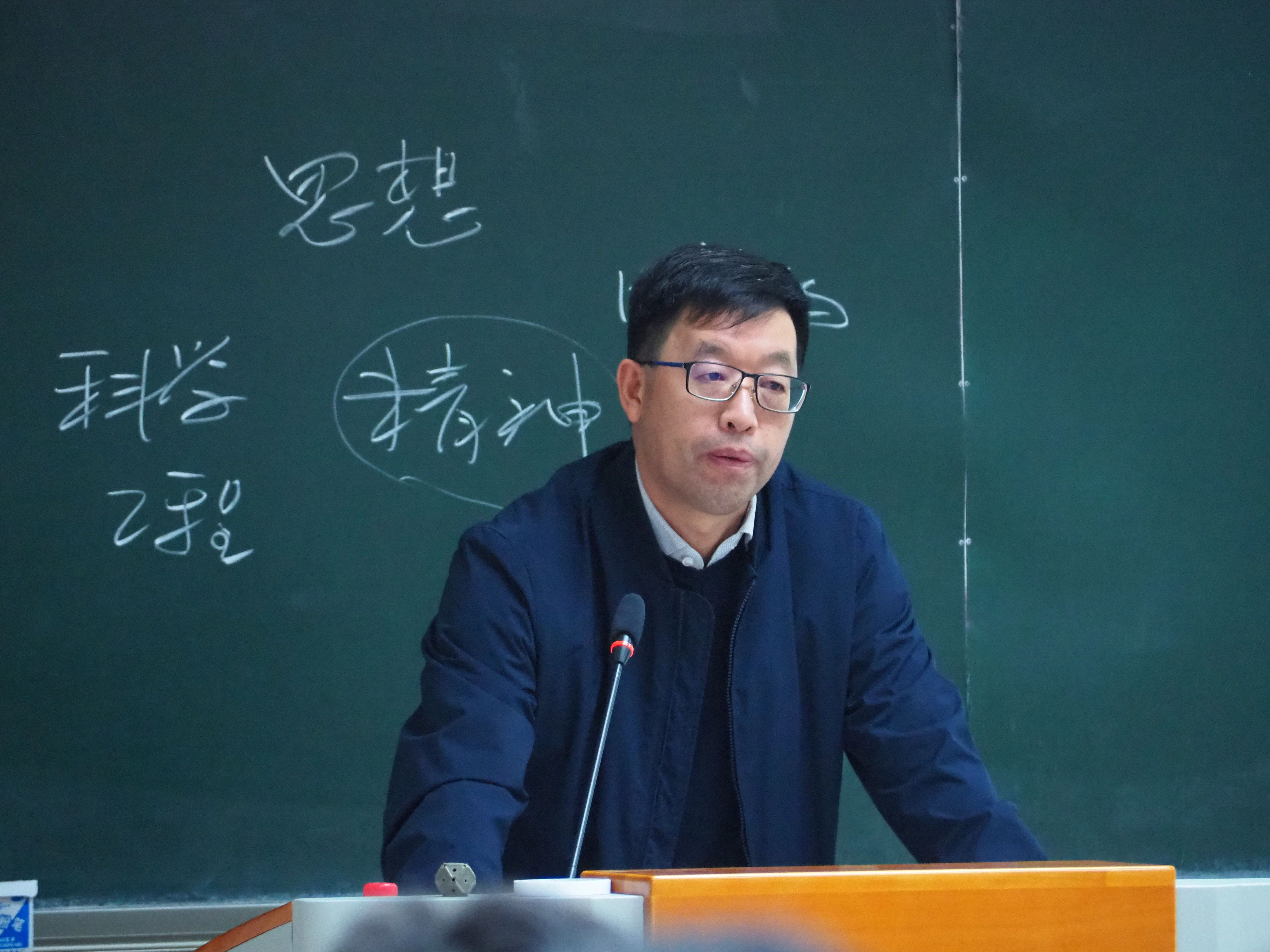 赵国华副校长《形势与政策》指导211110-1.jpg PA视讯官网